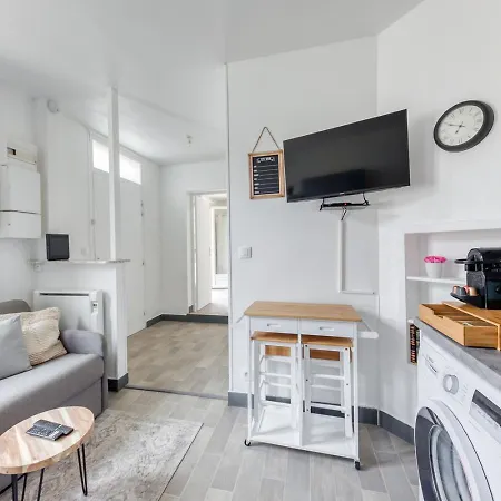 Apartament Parking Privatif Gratuit I Paris, Tram 9mim I Rer C15min *